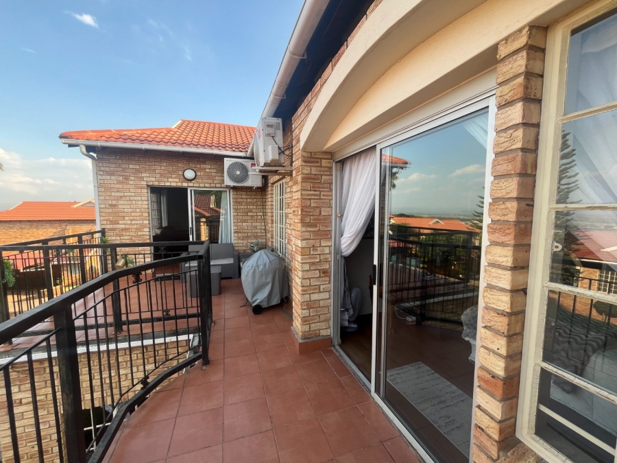 4 Bedroom Property for Sale in Safari Gardens North West
